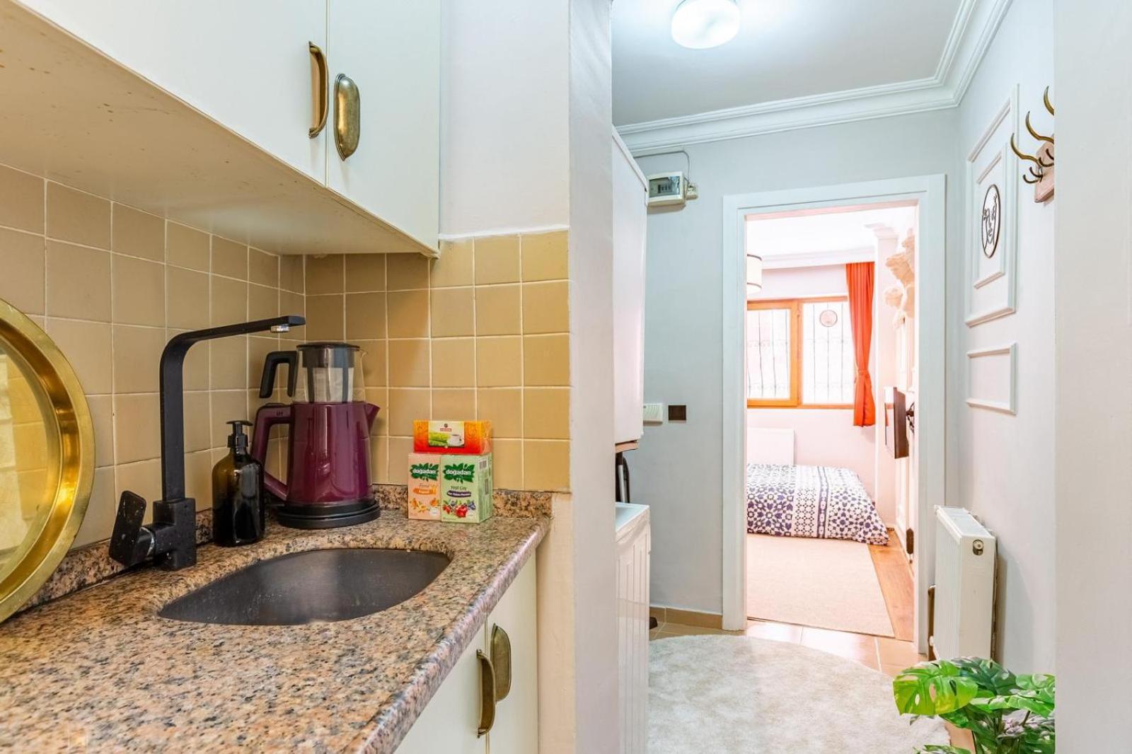 Galata Five Apartments Istanbul Exterior photo